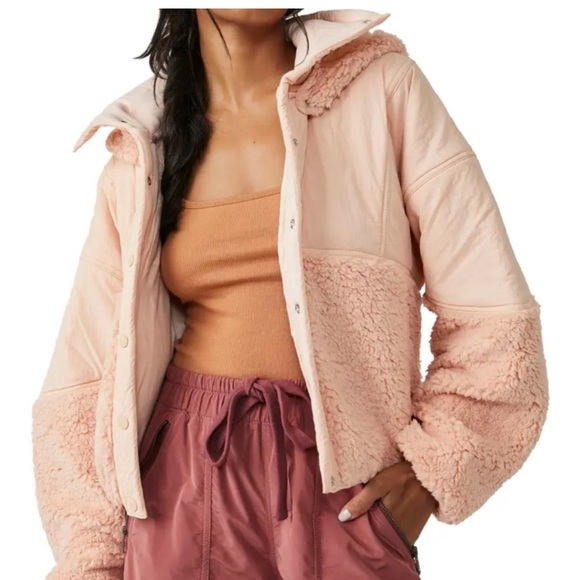 🐬Free People Movement Adventure Awaits Fleece Jacket